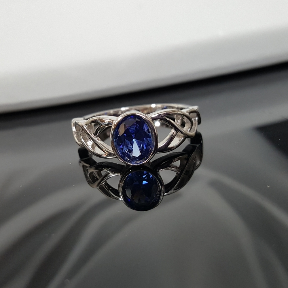 Tanzanite Cubic Zirconia